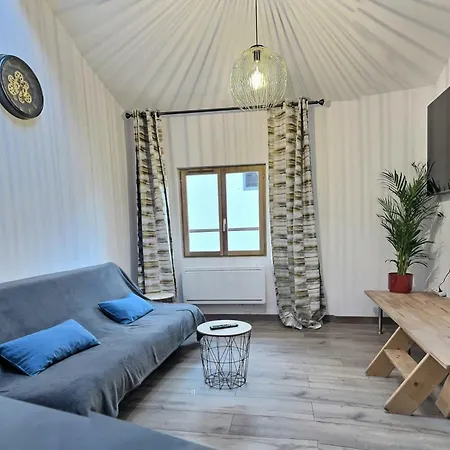 Duplex Centre